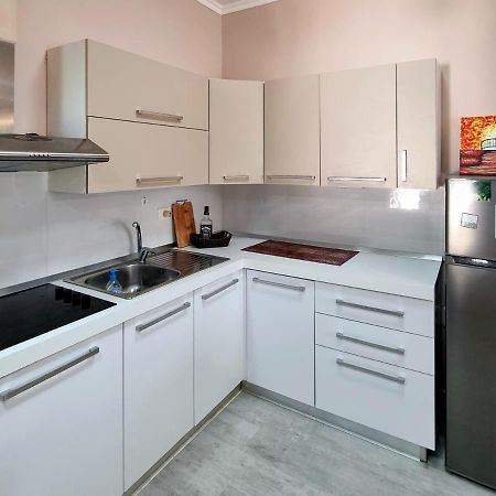 Green Villa Vlorë エクステリア 写真