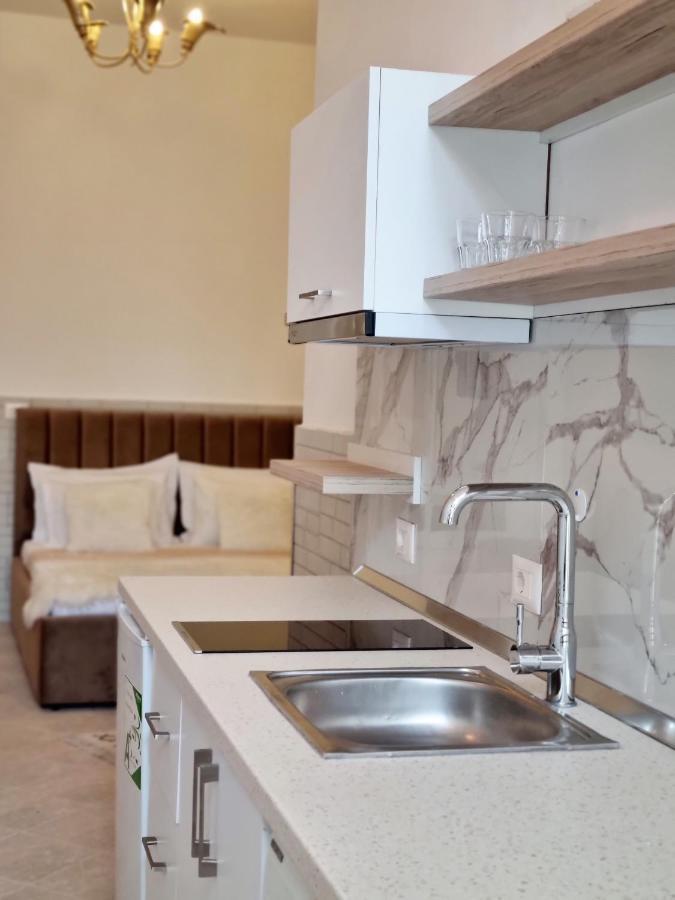Green Villa Vlorë エクステリア 写真