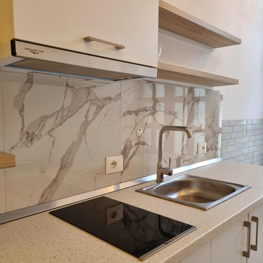 Green Villa Vlorë エクステリア 写真