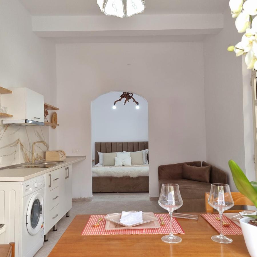 Green Villa Vlorë エクステリア 写真