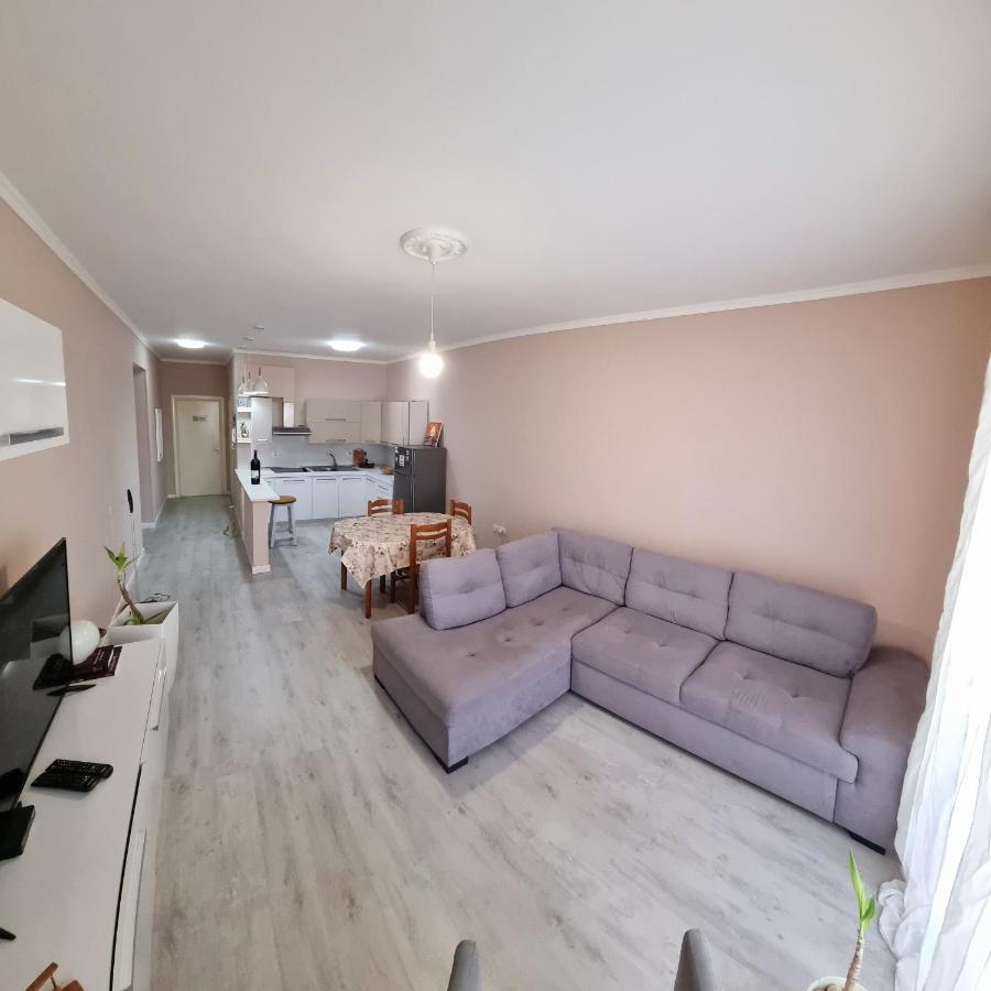 Green Villa Vlorë エクステリア 写真