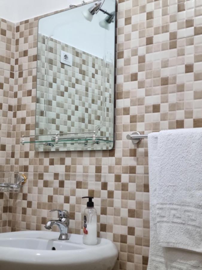 Green Villa Vlorë エクステリア 写真